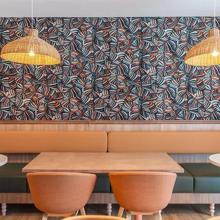 Hotel Ibis Budget Marne La Vallée Val D'europe Montévrain