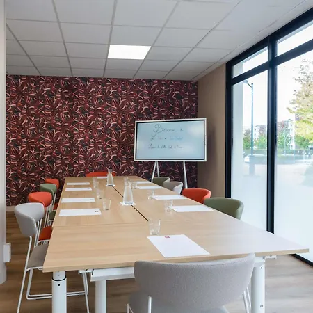 Ibis Budget Marne La Vallee Val D'europe Hotel Montévrain