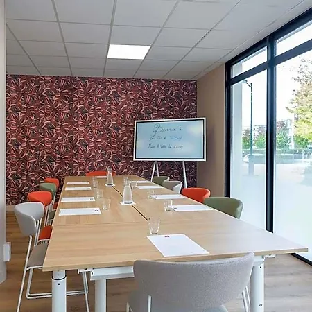 Ibis Budget Marne La Vallee Val D'europe Ξενοδοχείο Μοντεβρέν